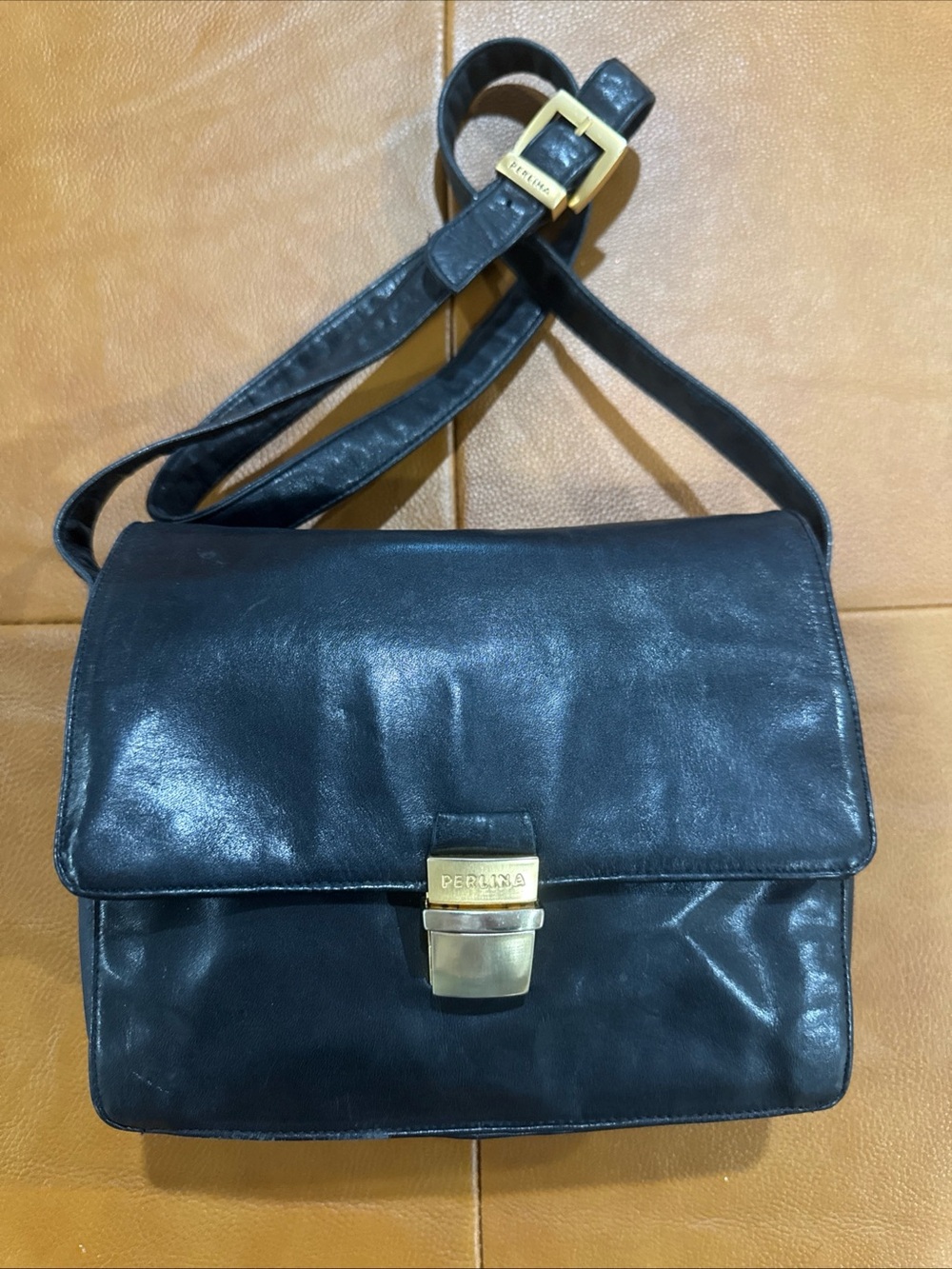 Vintage Perlina Black Leather Crossbody Bag Organizer Purse Multi Pocket 7x9